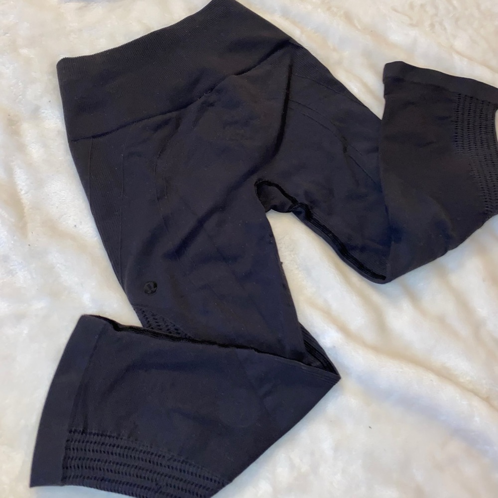 Lululemon Cropped Wunder Under Leggings